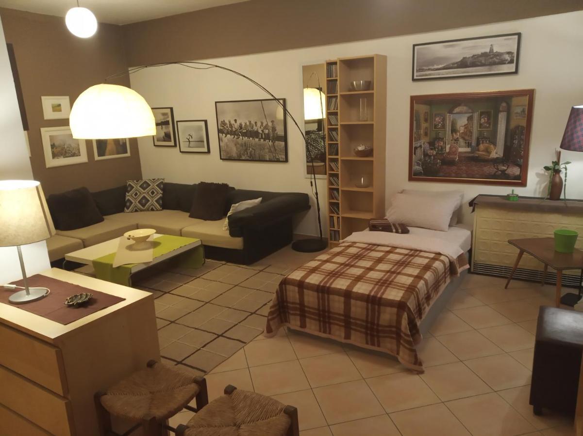 Spacious Cosy Apt 塞萨洛尼基 外观 照片